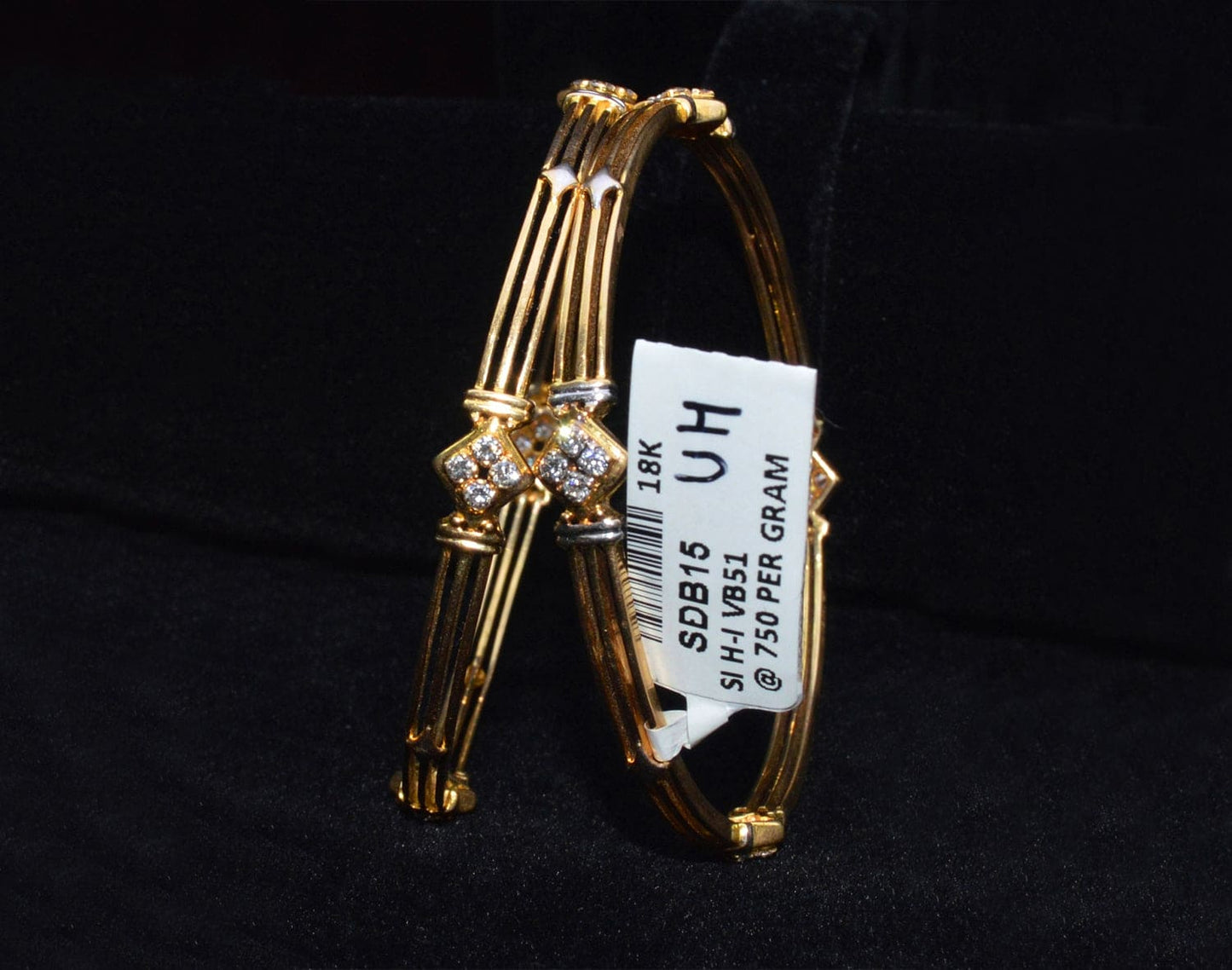 Allure 18k Yellow Gold Bangle