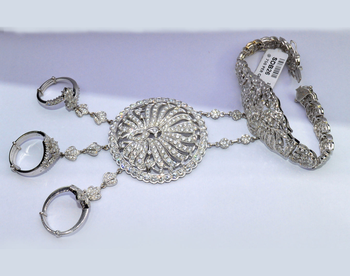 18k Royal White Gold Diamond Bangle Bracelet