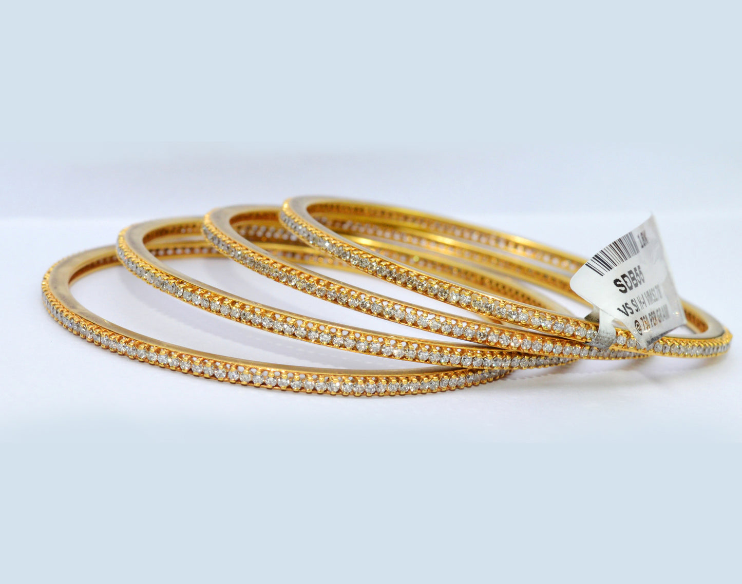 18k Ravishing Yellow Gold Diamond Stone Bangles