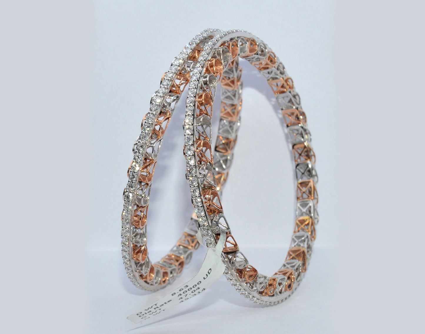 18k Diamond & Solitaire White Gold Bangle