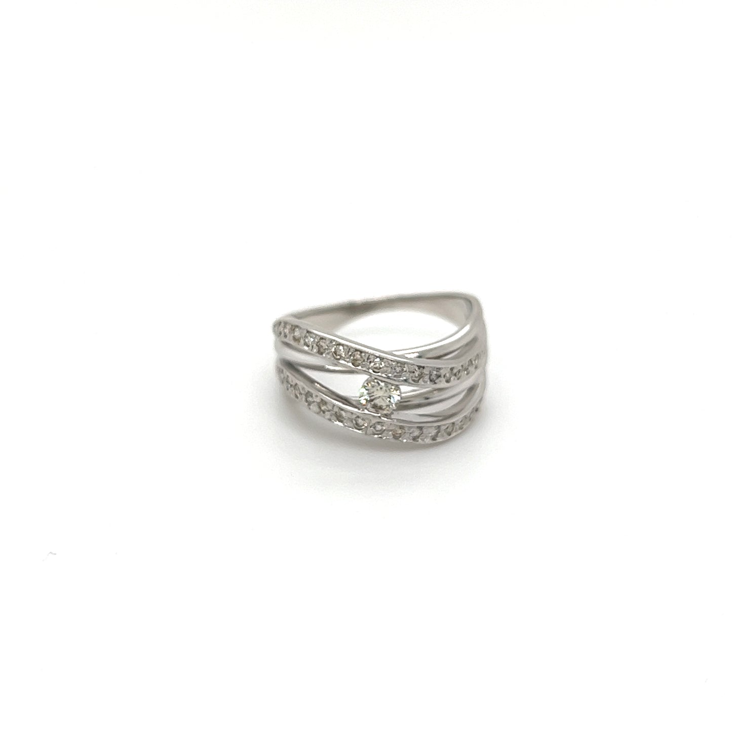 K18 Graceful Solitaire Diamond Band