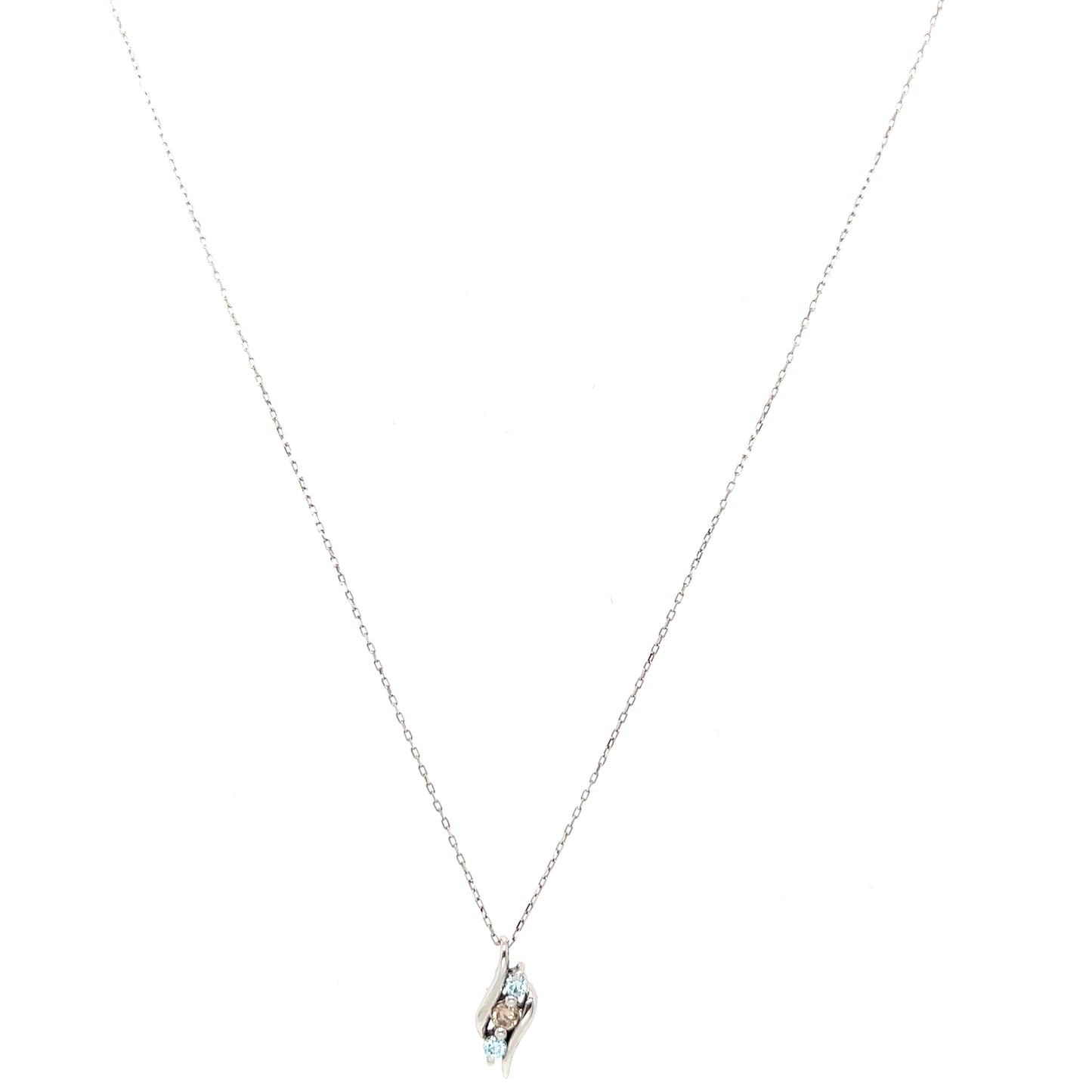 Three peas in a pod necklace