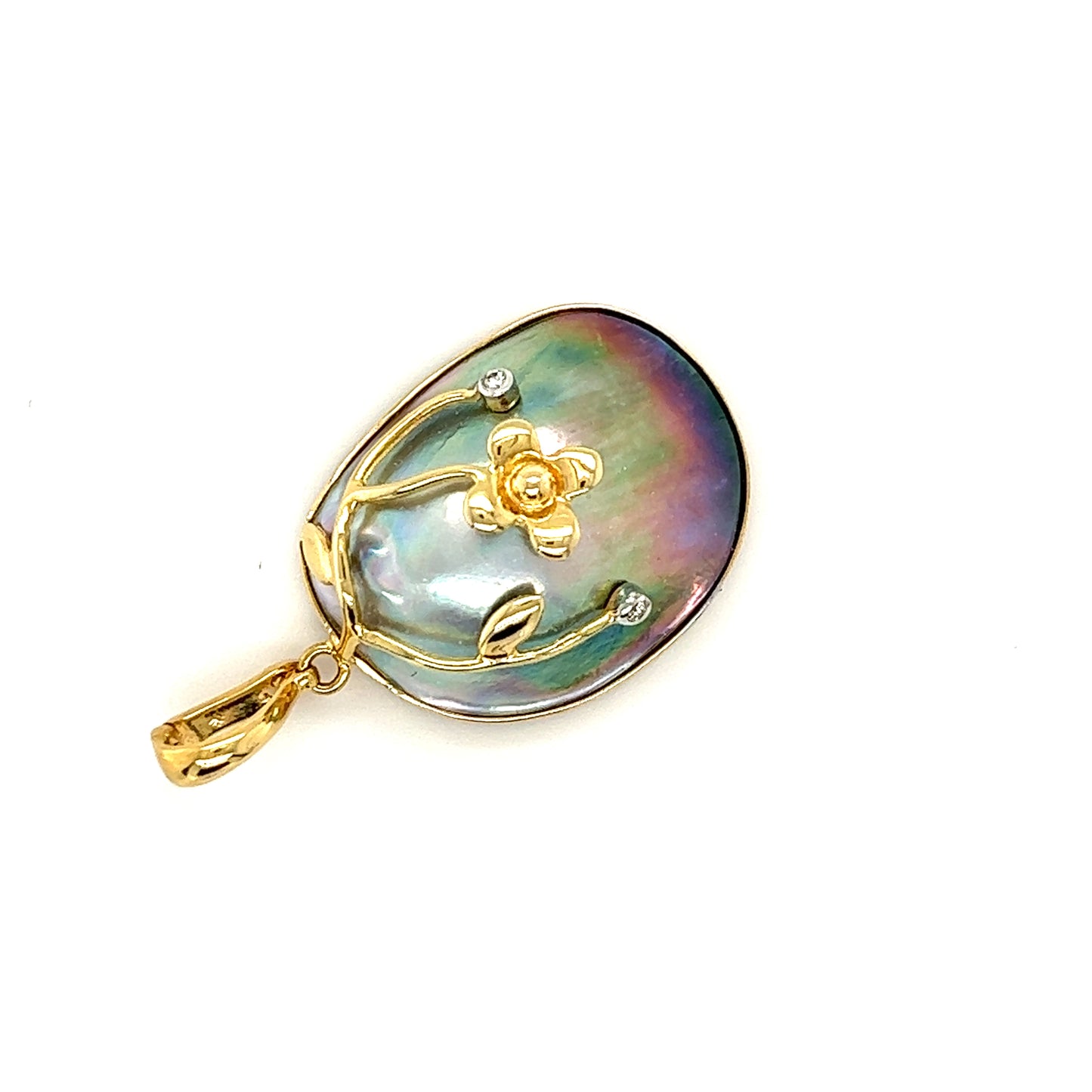 Oval enamel pendant