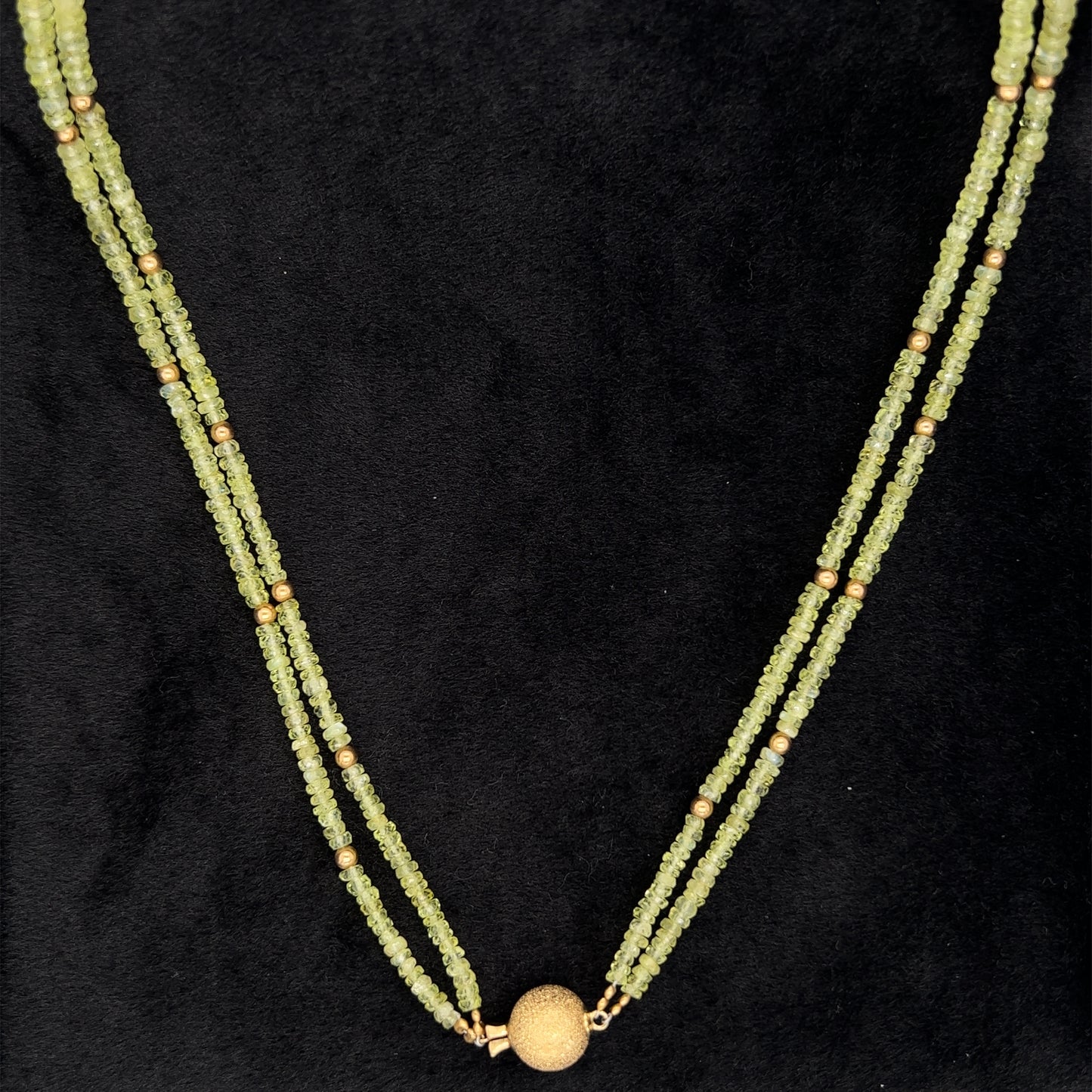 Peridot beaded necklace