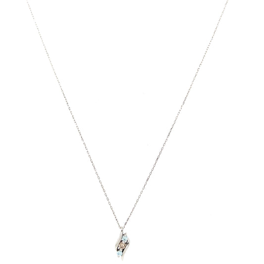 Three peas in a pod necklace
