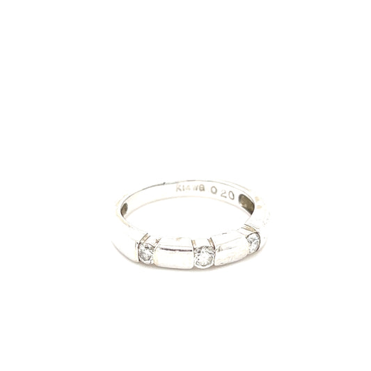 14K Radiant diamond ring