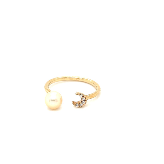 10K Diamond Moonlite Pearl Ring